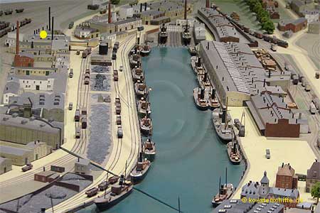 K&ouml;ster-Modell Fischereihafen Weserm&uuml;nde/Geestem&uuml;nde - Fischmehlfrabik J.H. Wilhelms (Foto2)